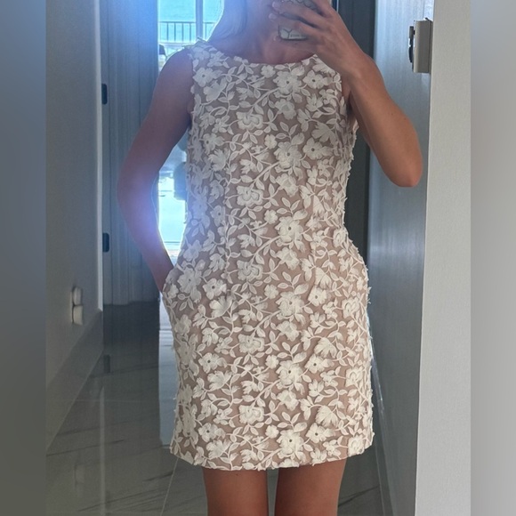 Aidan Mattox  Women White Flower Lace Sleeveless Mini  Dress Size US 6 | EU 38 - Picture 2 of 14